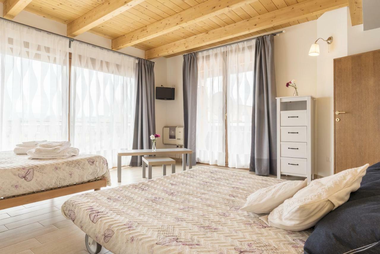 チャンピーノPeperino Attic Flatアパートメント エクステリア 写真